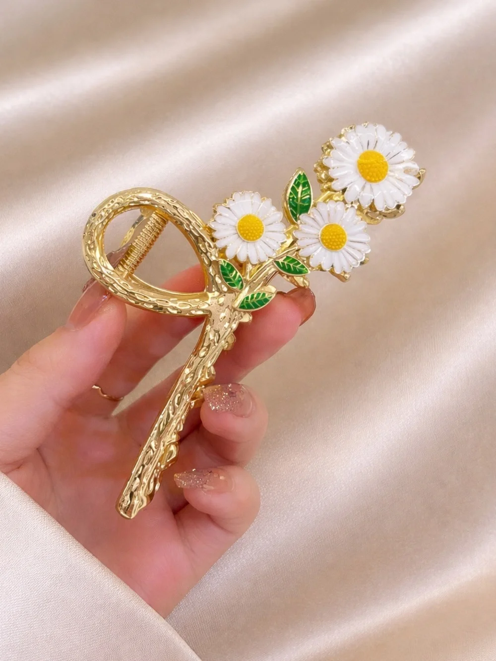 Gold Daisy Flower Hair Clip